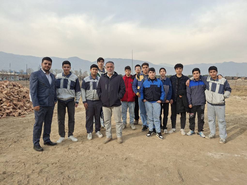 آئین خشت گذاری مدارس مشارکتی شهرستان قدس با حضور هنرستان نعیم